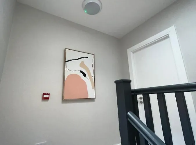 Sutcliffe House * Дублин