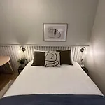 Sutcliffe House Daire